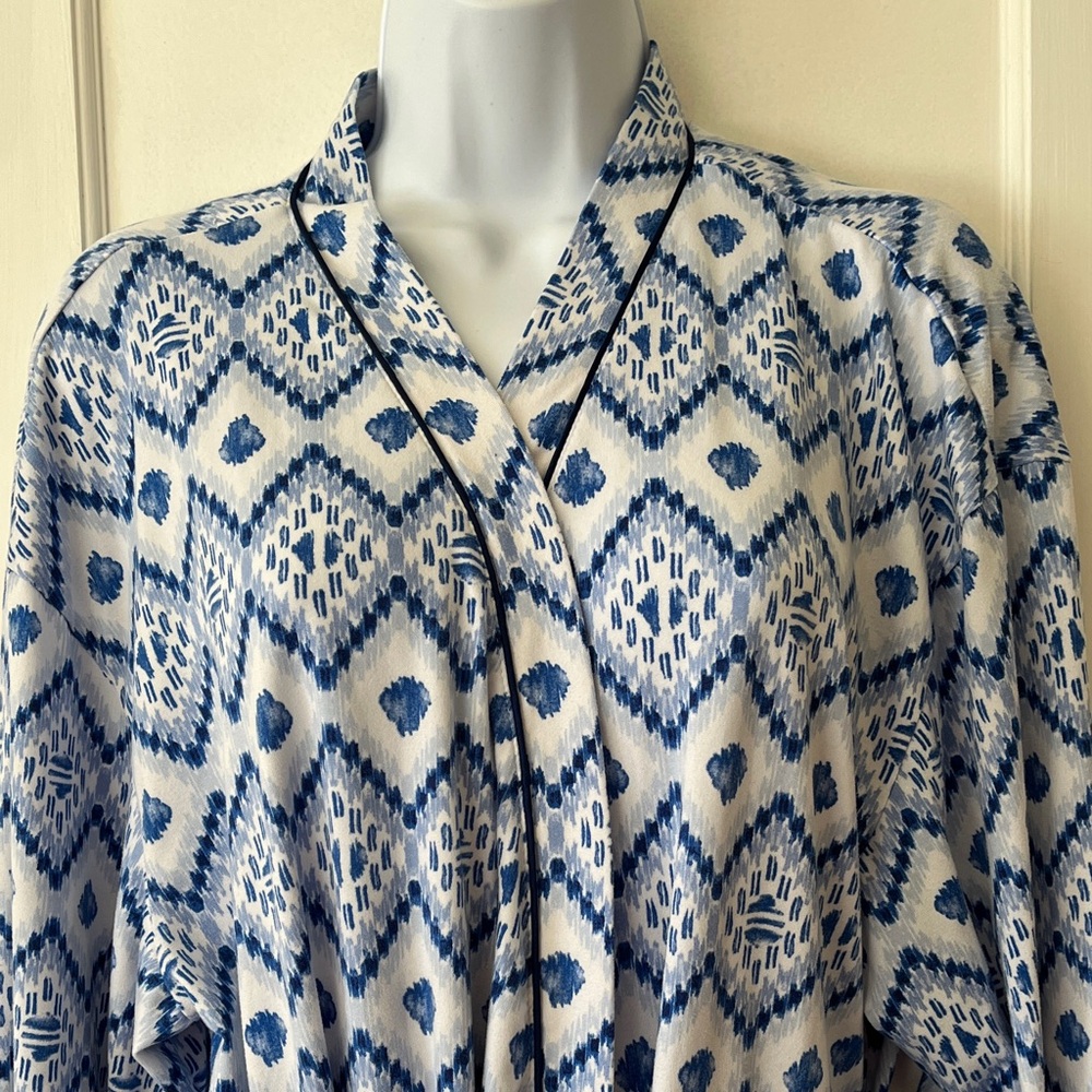 Muk Luks Robe Wrap Belted Swim Cover Women's XL Blue White Geometric Print Soft - Picture 4 of 15